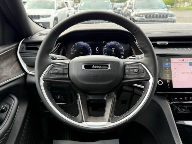 New 2026 Jeep Grand Cherokee L 4WD image 25