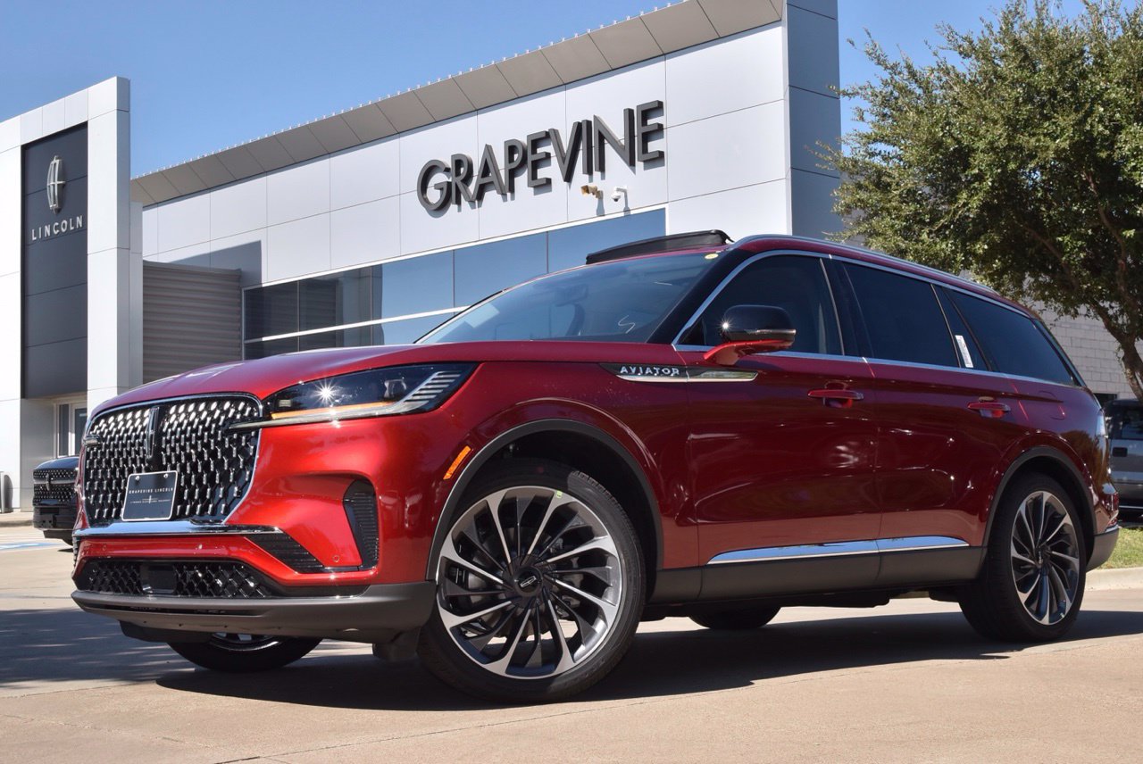 New 2027 Lincoln Aviator Reserve AWD/4WD image 1