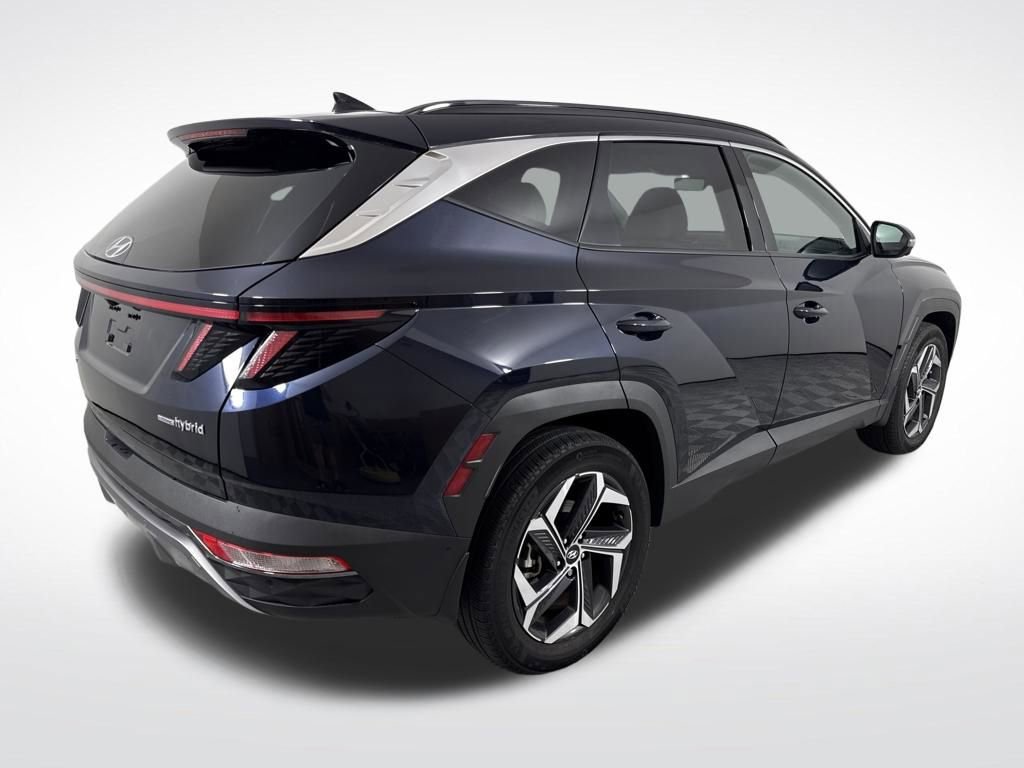 Used 2023 Hyundai Tucson Limited w/ Cargo Package image 3