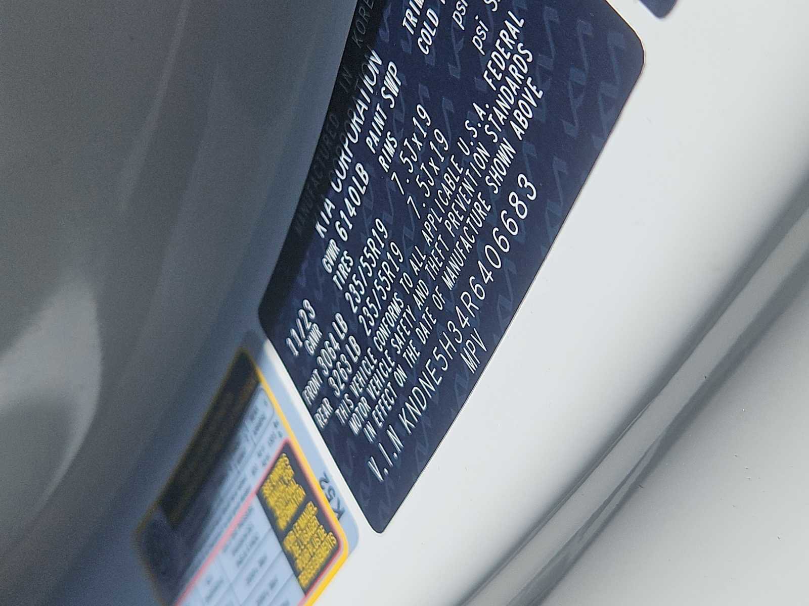 Used 2024 Kia Carnival SX FWD image 14