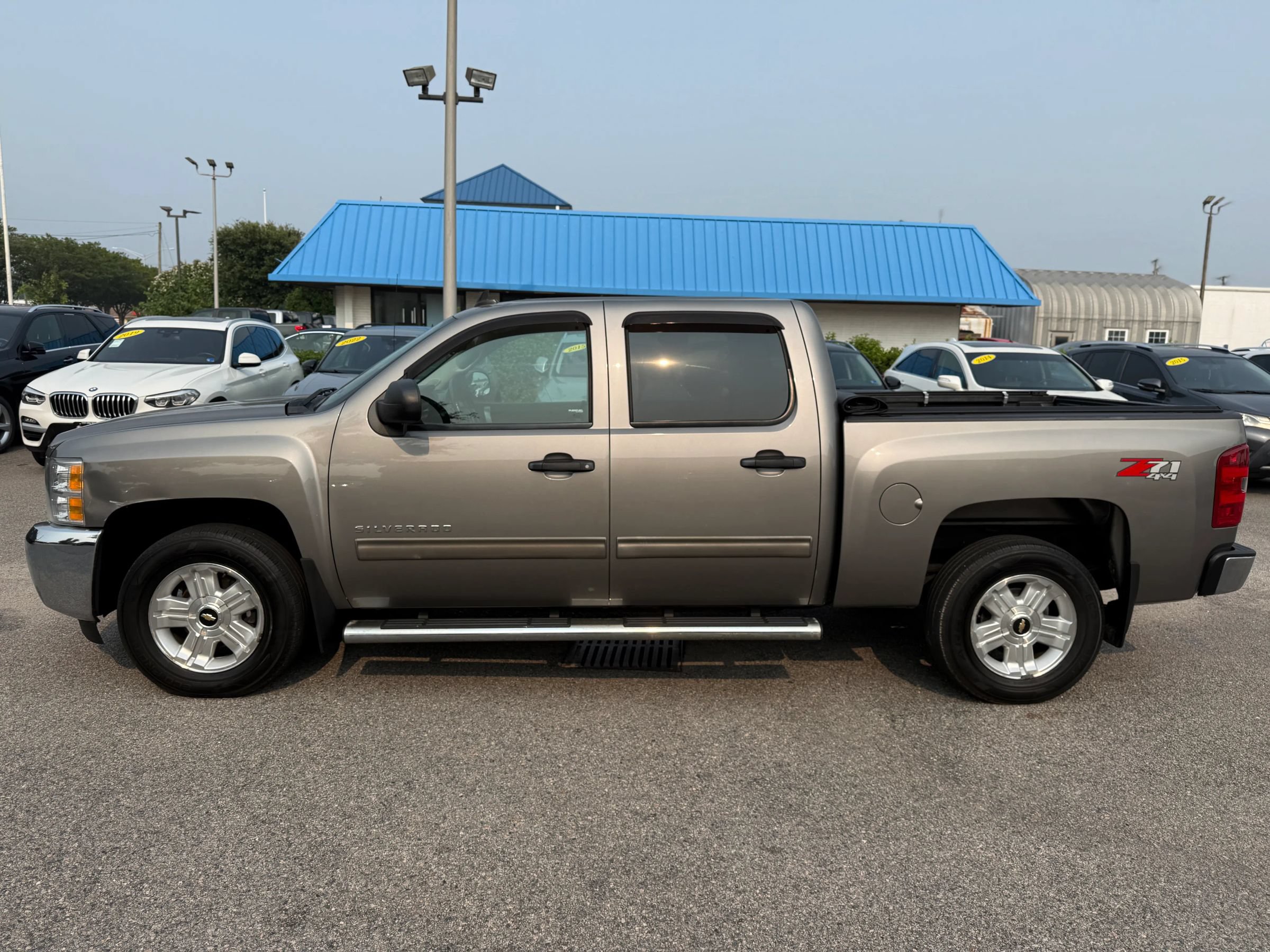 Used 2013 Chevrolet Silverado 1500 LT w/ All-Star Edition AWD/4WD image 3