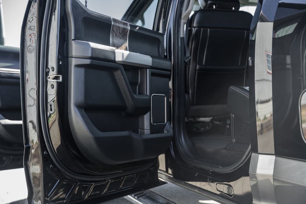 Used 2018 Ford F350 Lariat w/ Lariat Ultimate Package image 39