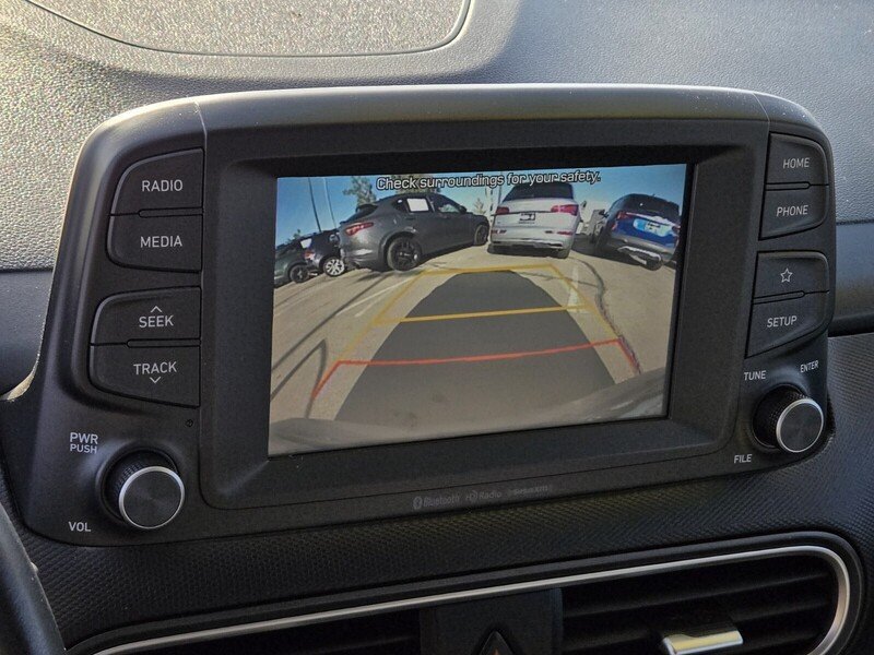 Used 2021 Hyundai Kona Limited w/ Cargo Package FWD image 20