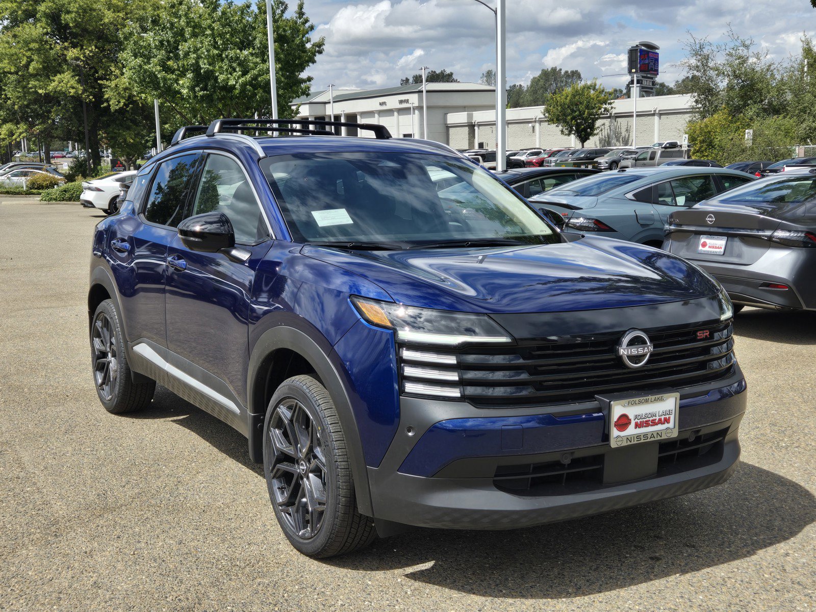 New 2026 Nissan Kicks SR
