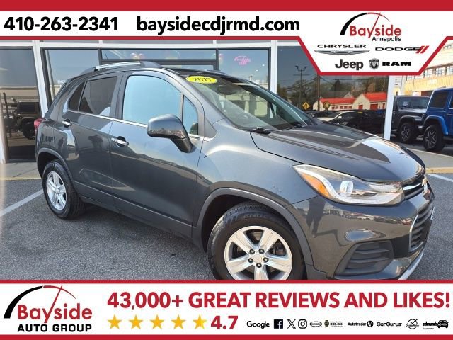 Used 2017 Chevrolet Trax LT w/ Sun & Sound Package image 1