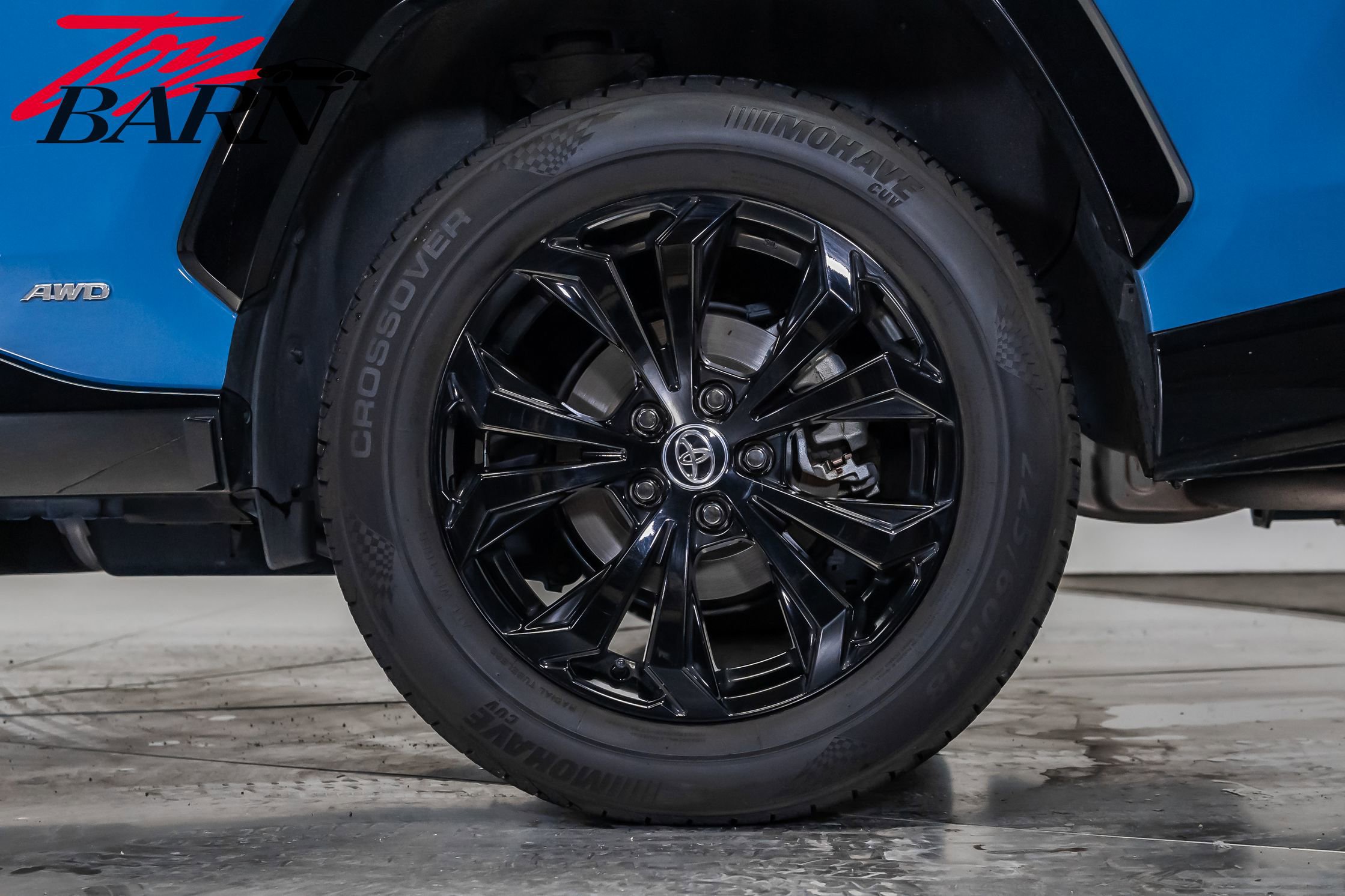 Used 2023 Toyota RAV4 SE w/ Convenience Package image 18