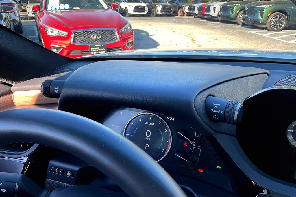 Used 2024 Lexus ES 350 w/ Premium Package FWD image 46