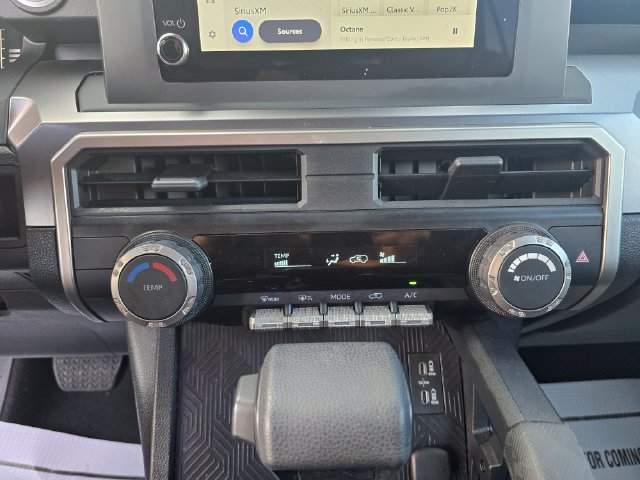Used 2025 Toyota 4Runner SR5 AWD/4WD image 20