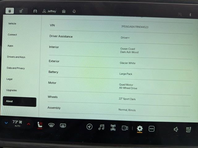 Used 2024 Rivian R1S Adventure image 49