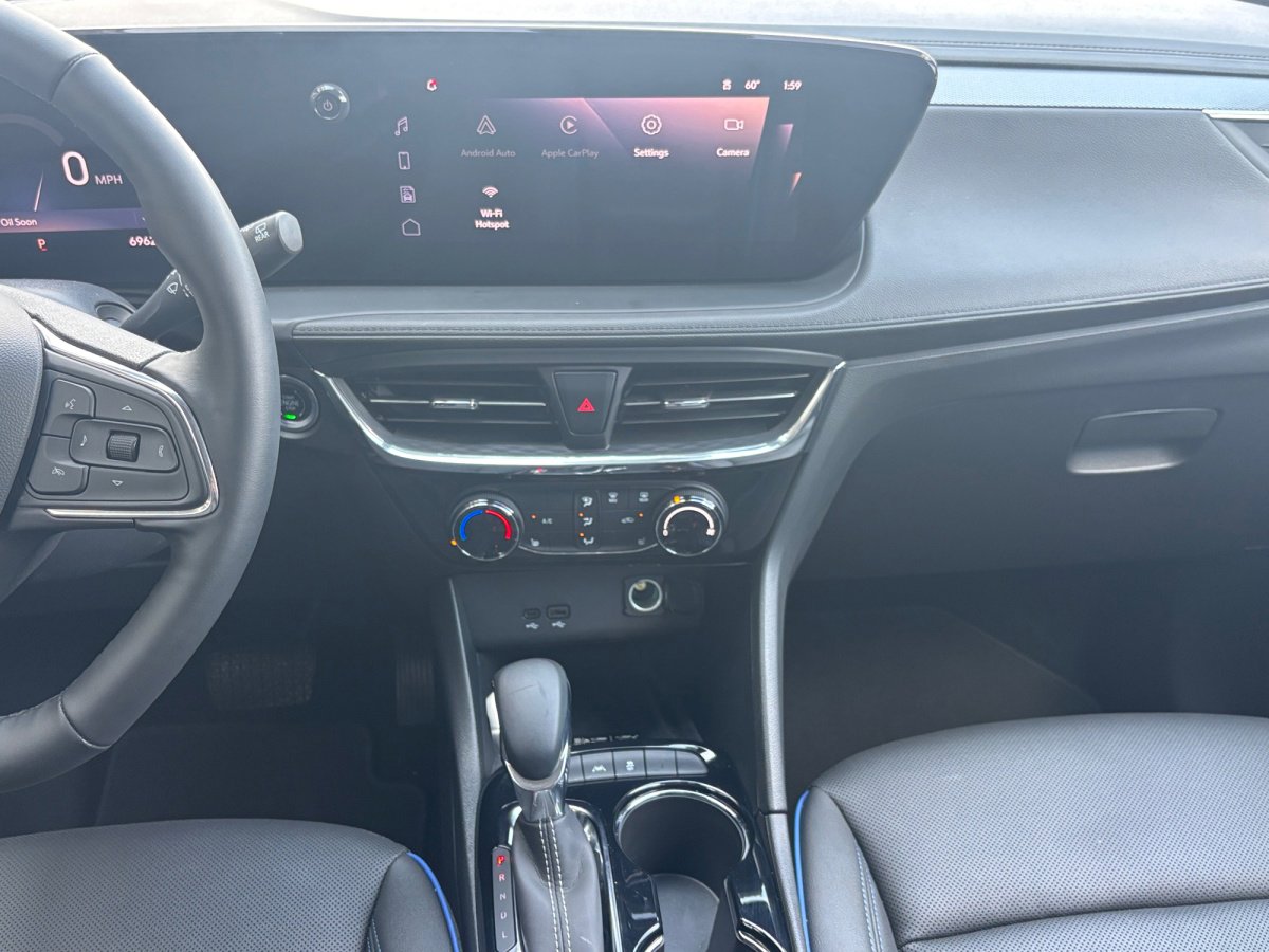 Used 2026 Buick Encore GX Sport Touring w/ Advanced Technology Package image 3