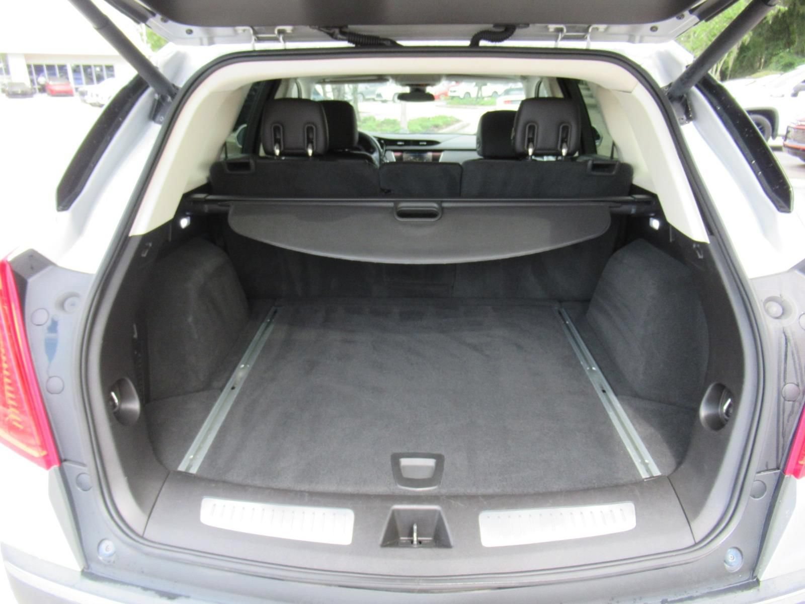 Used 2019 Cadillac XT5 Premium Luxury FWD image 31