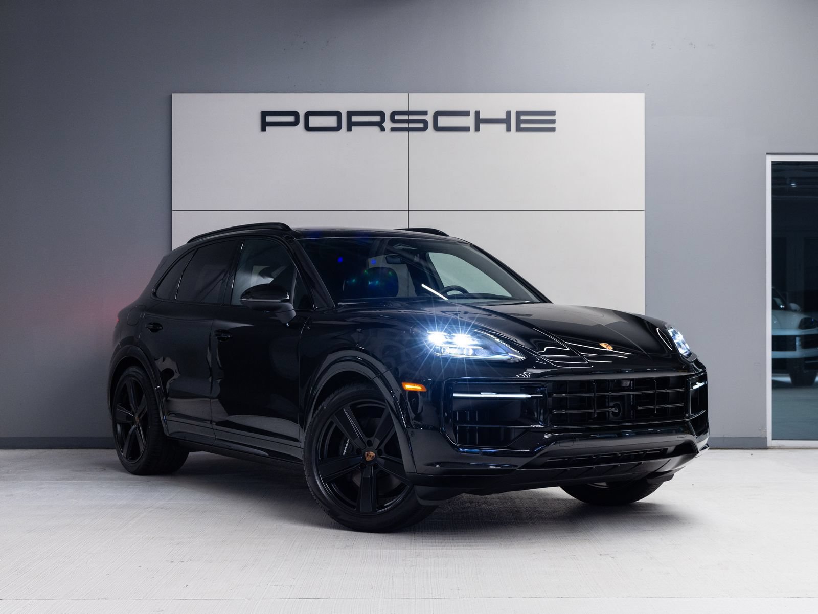 New 2026 Porsche Cayenne AWD/4WD image 9