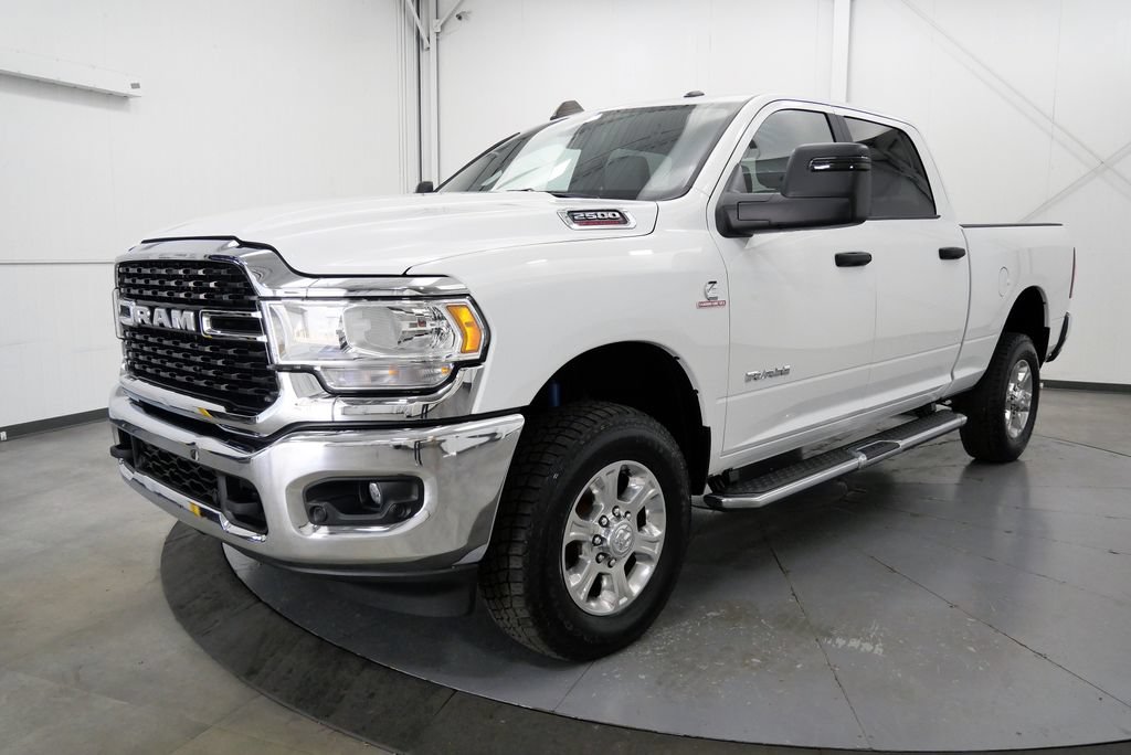 Used 2024 RAM 2500 Big Horn w/ Off Road Package AWD/4WD image 3