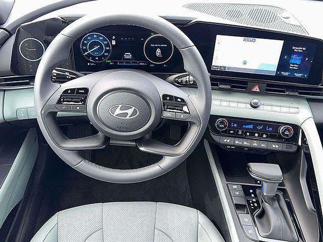 New 2026 Hyundai Elantra Limited FWD image 19