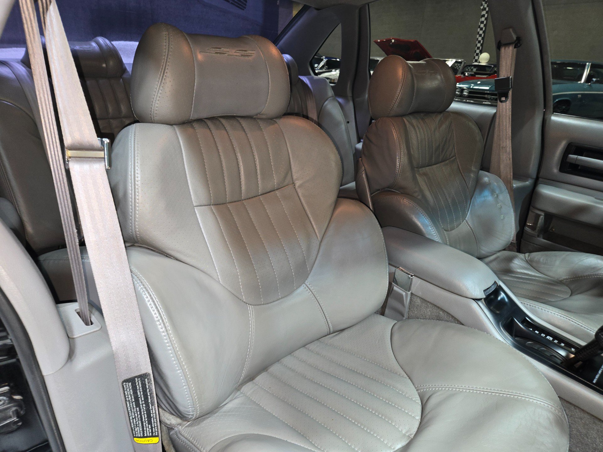 Used 1994 Chevrolet Impala SS RWD image 13