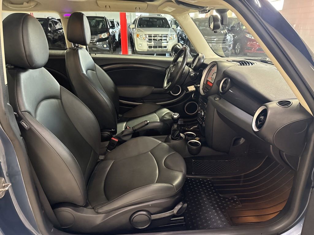 Used 2011 MINI Cooper S image 28