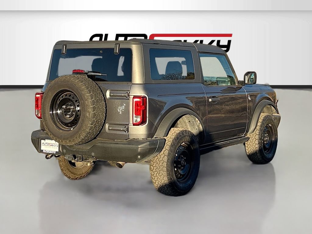Used 2022 Ford Bronco Black Diamond image 7