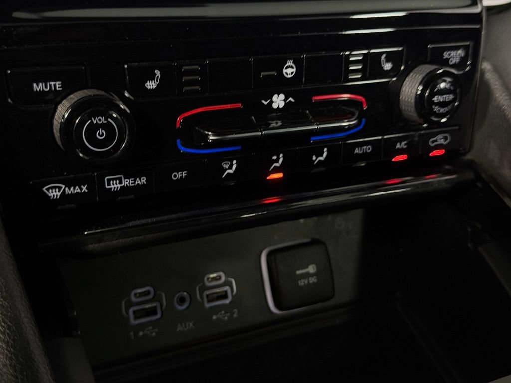 Certified 2023 Jeep Grand Cherokee L Laredo AWD/4WD image 19
