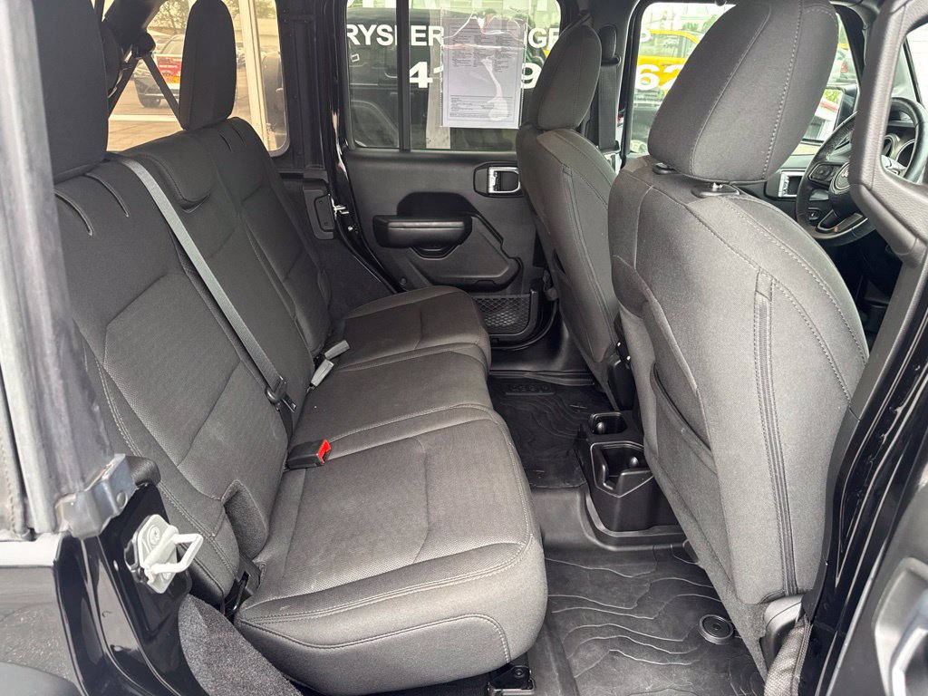 Used 2019 Jeep Wrangler Unlimited Sport AWD/4WD image 6