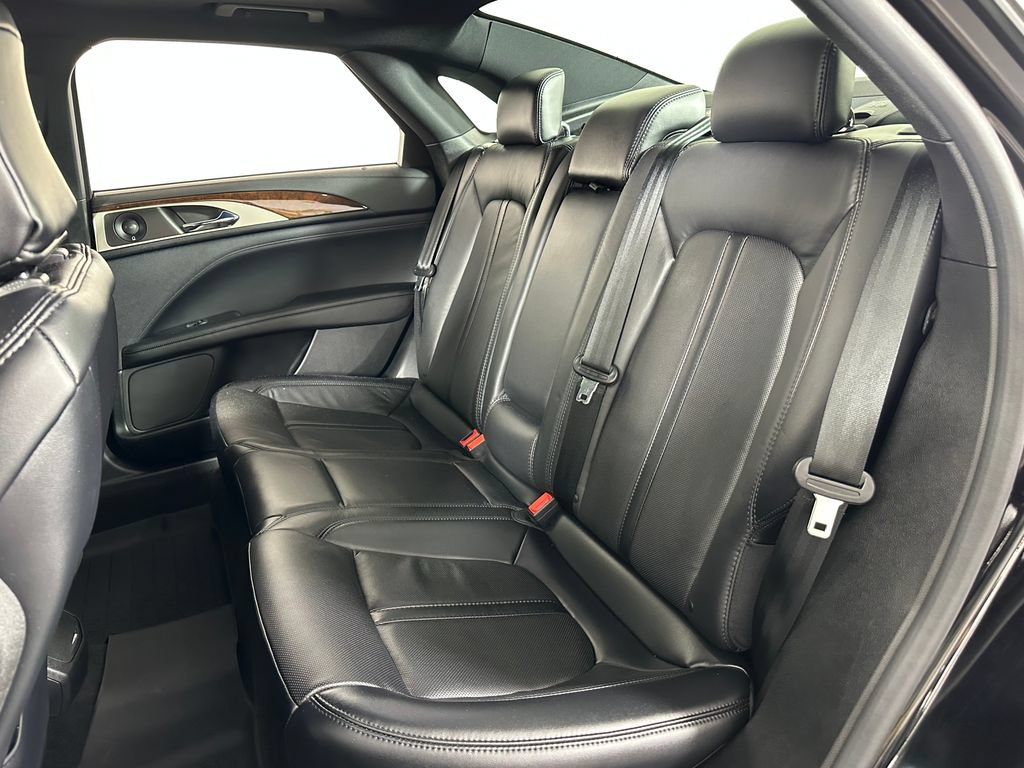 Used 2020 Lincoln MKZ Reserve w/ Elements Package AWD/4WD image 18