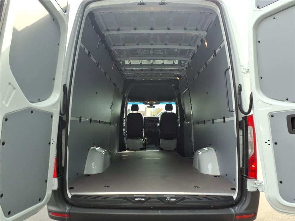 New 2026 Mercedes-Benz Sprinter 2500 image 26