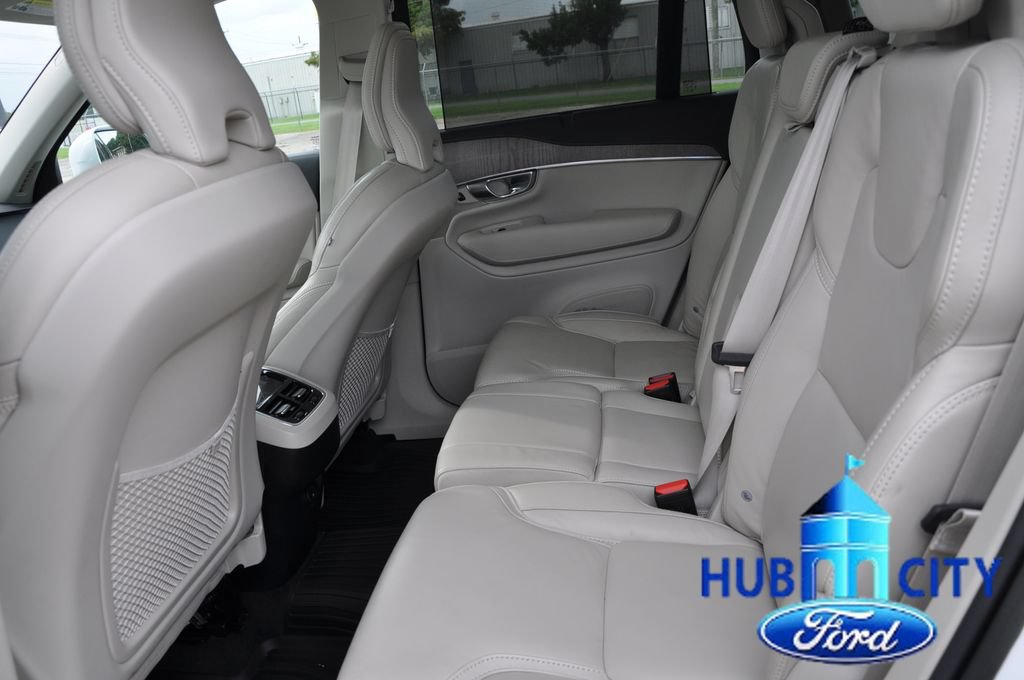 Used 2023 Volvo XC90 B6 Ultimate w/ Protection Package Premier AWD/4WD image 12