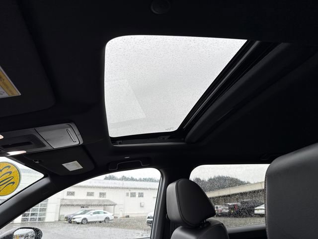 Used 2023 Honda CR-V Sport Touring image 32