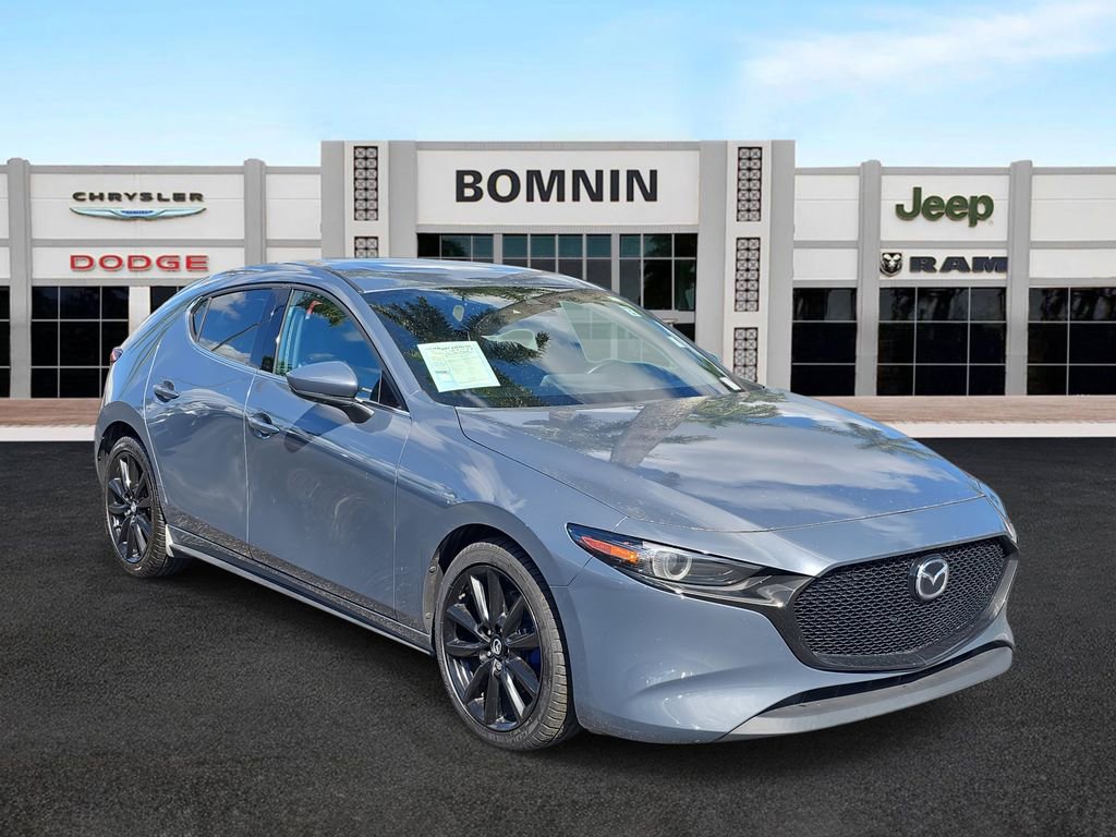 Used 2023 MAZDA MAZDA3 s video 2