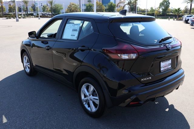 New 2025 Nissan Kicks Play S image 6