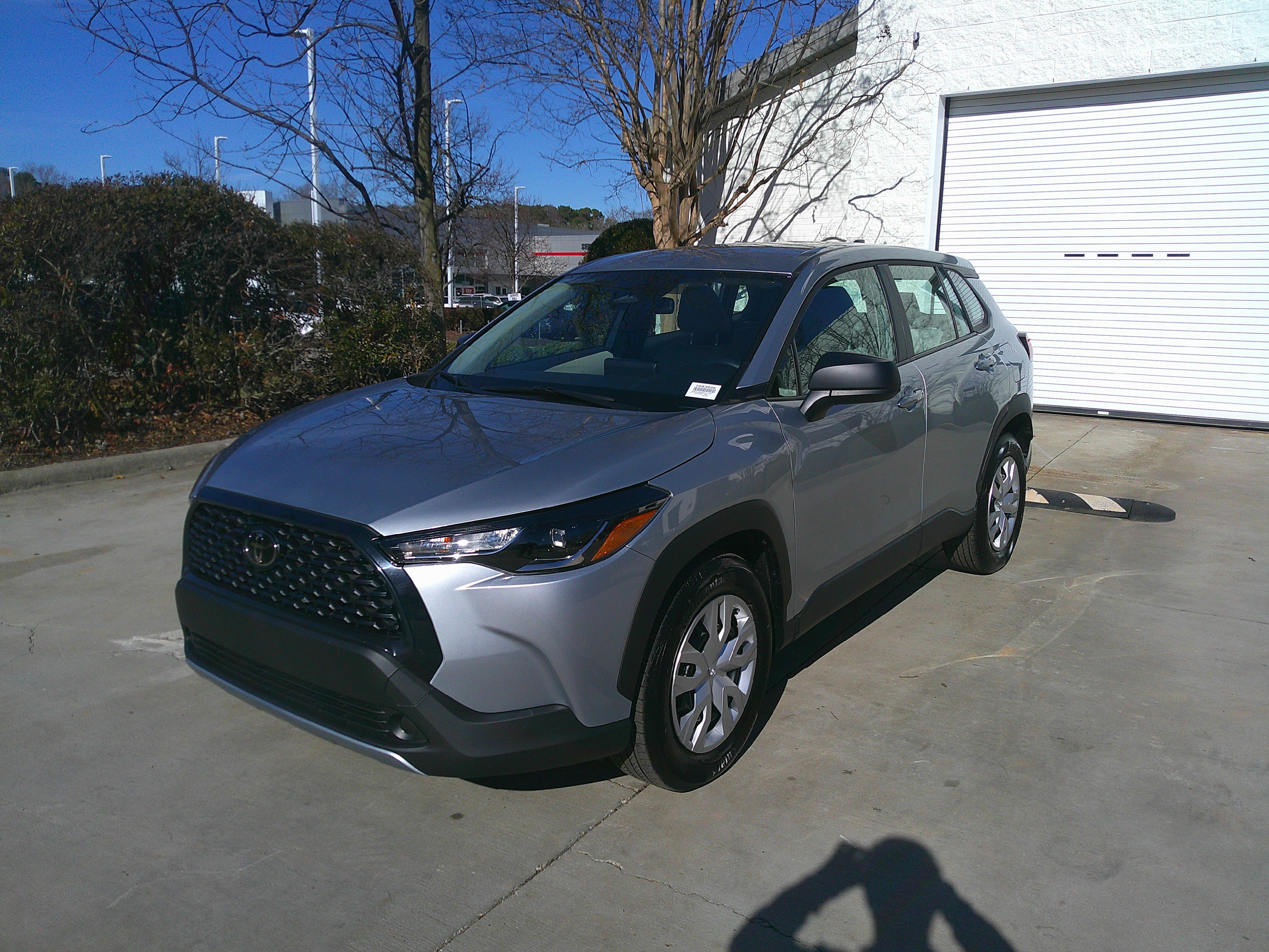 Used 2025 Toyota Corolla Cross L image 5