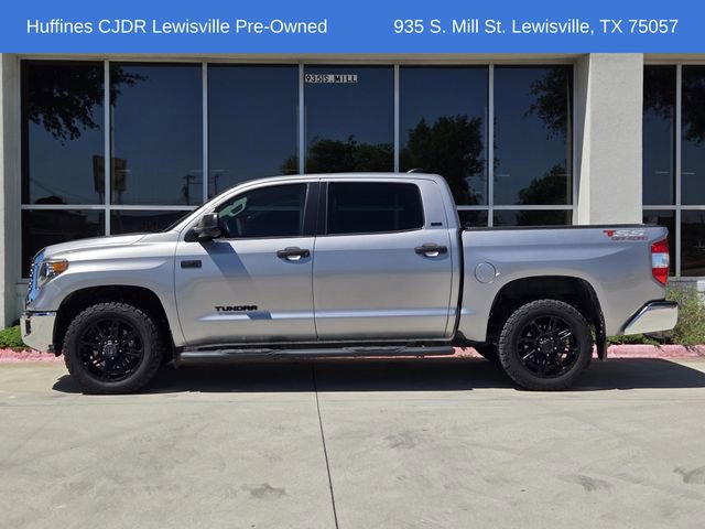Used 2020 Toyota Tundra SR5 w/ SR5 Upgrade Package image 4