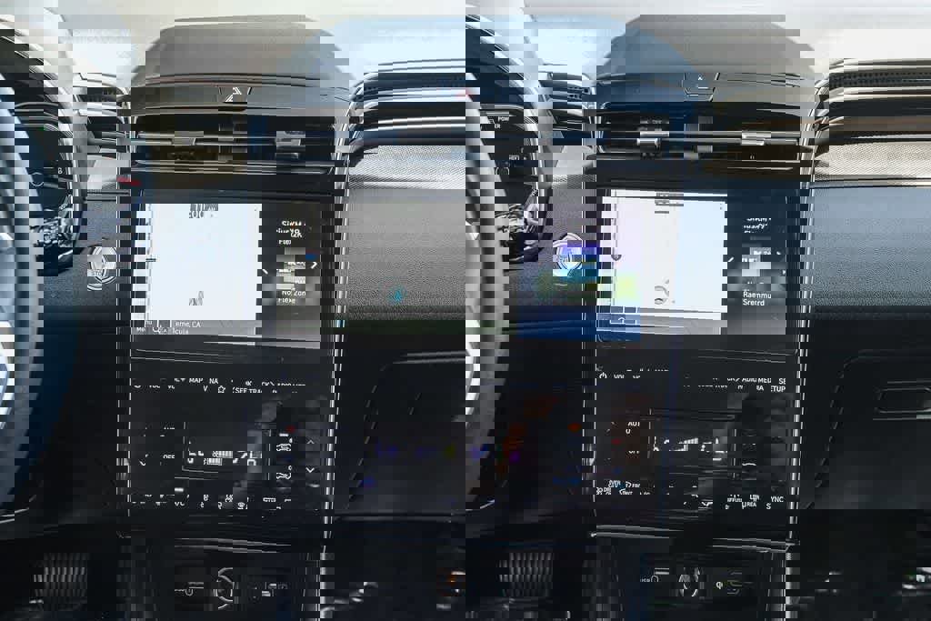 Used 2024 Hyundai Tucson SEL image 12