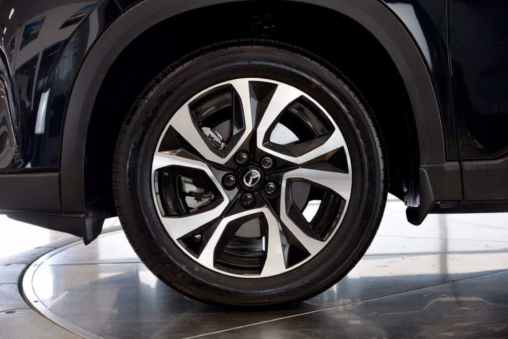 Certified 2026 MAZDA CX-5 Preferred AWD/4WD image 10