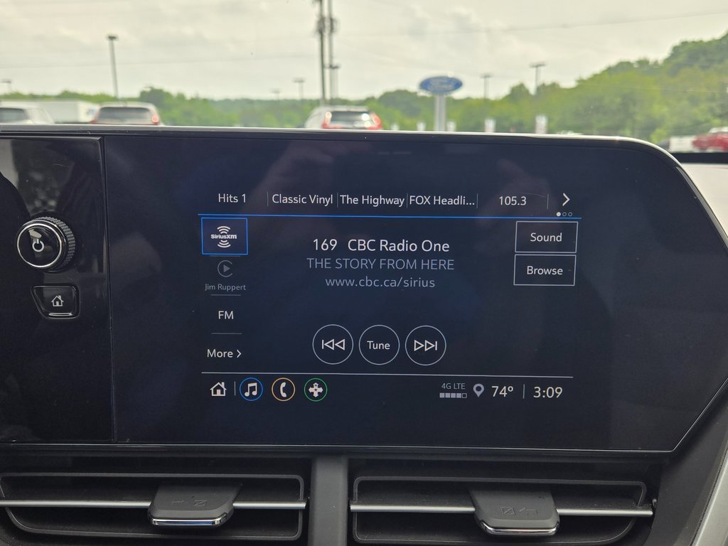 Used 2024 Chevrolet Trax LS image 32