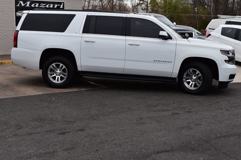 Used 2018 Chevrolet Suburban LT image 4