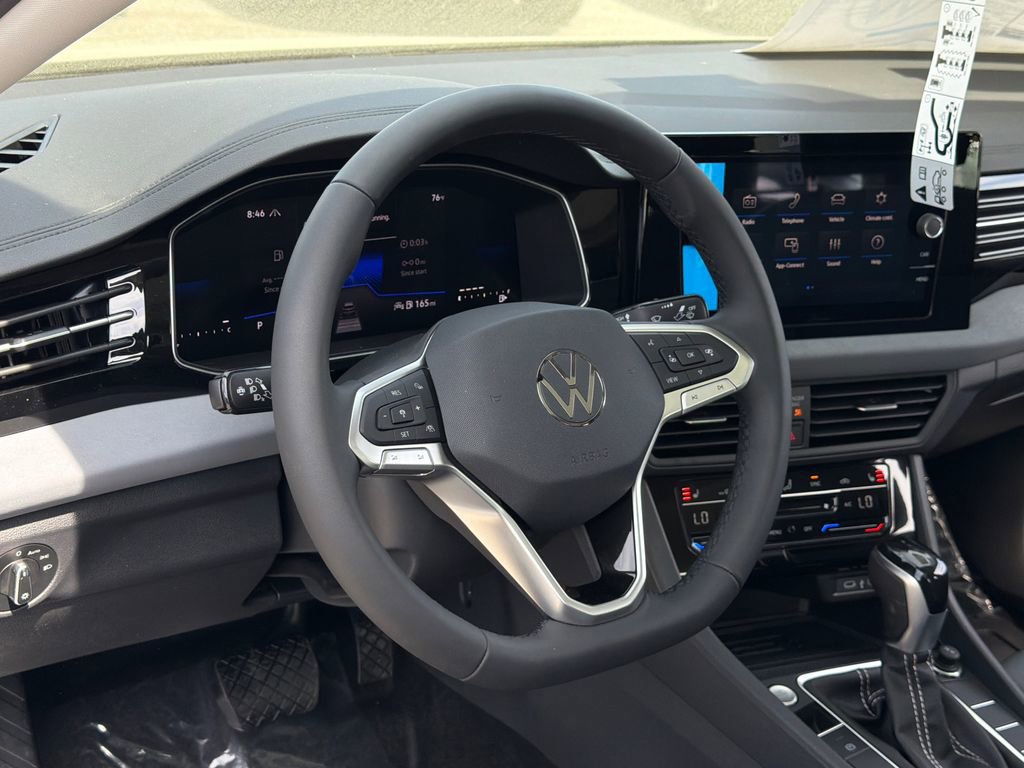 New 2026 Volkswagen Jetta SE FWD image 25