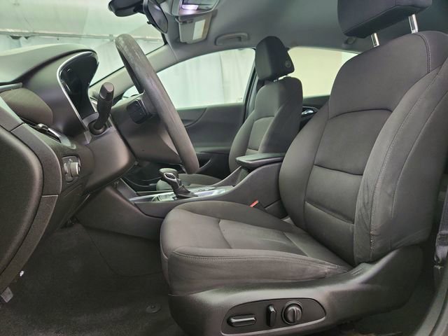Used 2021 Chevrolet Malibu LT FWD image 10