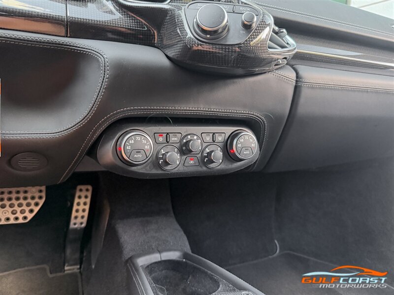 Used 2012 Ferrari 458 Italia Coupe RWD image 16