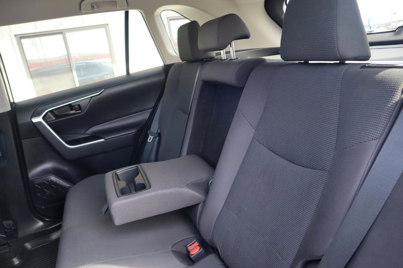 Used 2019 Toyota RAV4 LE w/ All Weather Liner Package AWD/4WD image 52