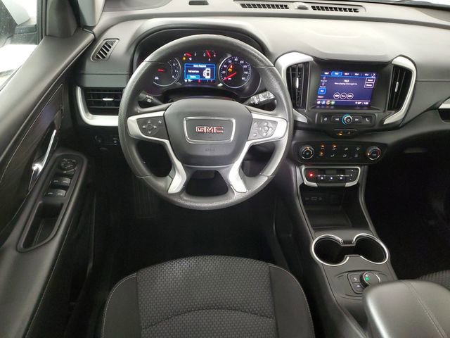 Used 2024 GMC Terrain SLE image 16