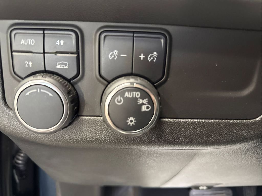 Used 2021 Chevrolet Tahoe LT image 27