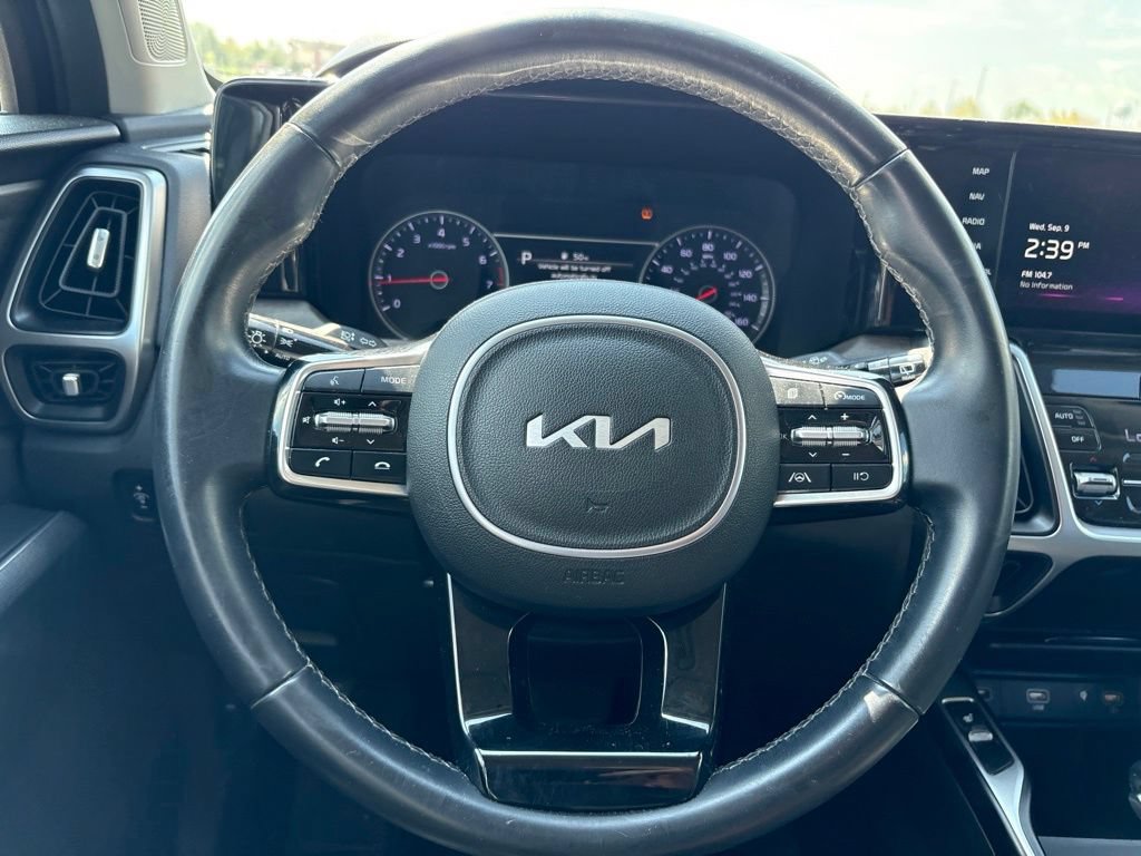 Used 2023 Kia Sorento S AWD/4WD image 19