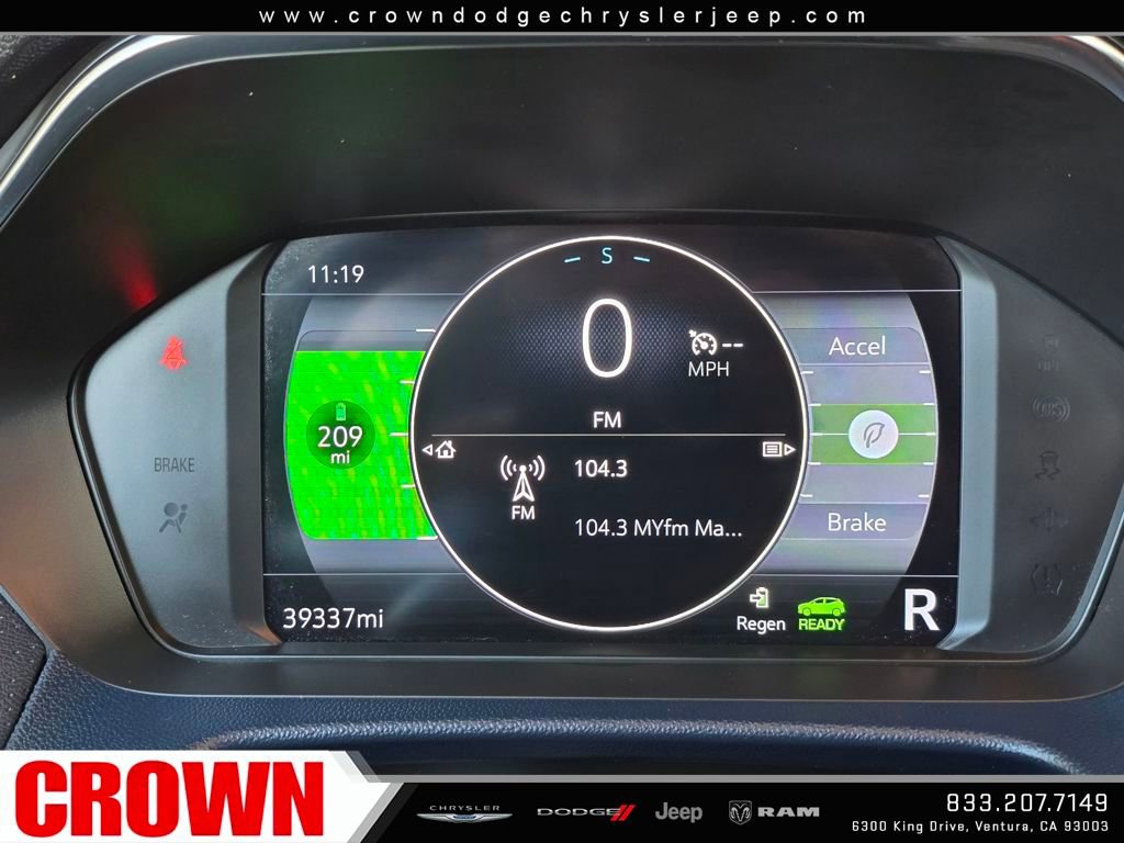 Used 2023 Chevrolet Bolt EUV Premier image 29