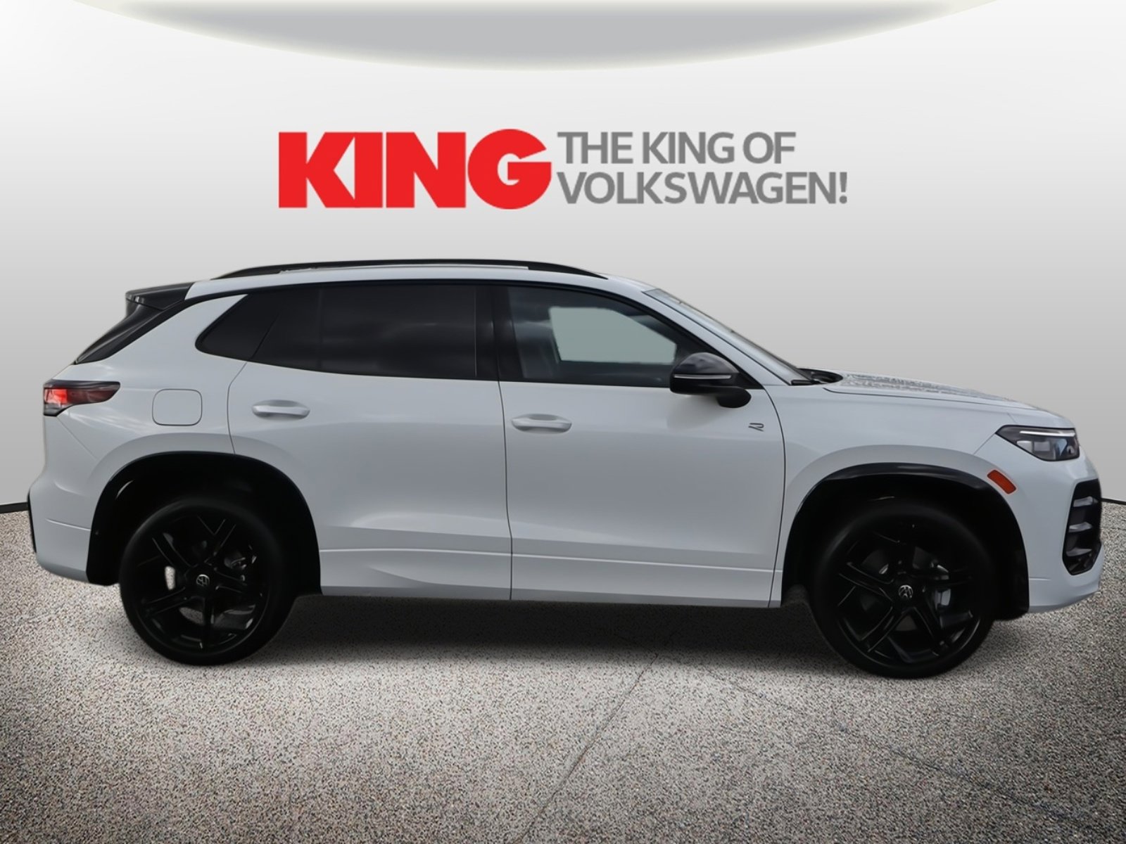 New 2026 Volkswagen Tiguan SE R-Line video 2