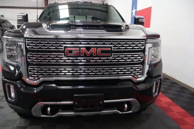 Used 2022 GMC Sierra 3500 Denali w/ Denali Black Diamond Edition AWD/4WD image 25