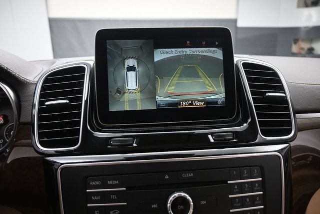 Used 2018 Mercedes-Benz GLS 450 4MATIC w/ Premium Package image 11