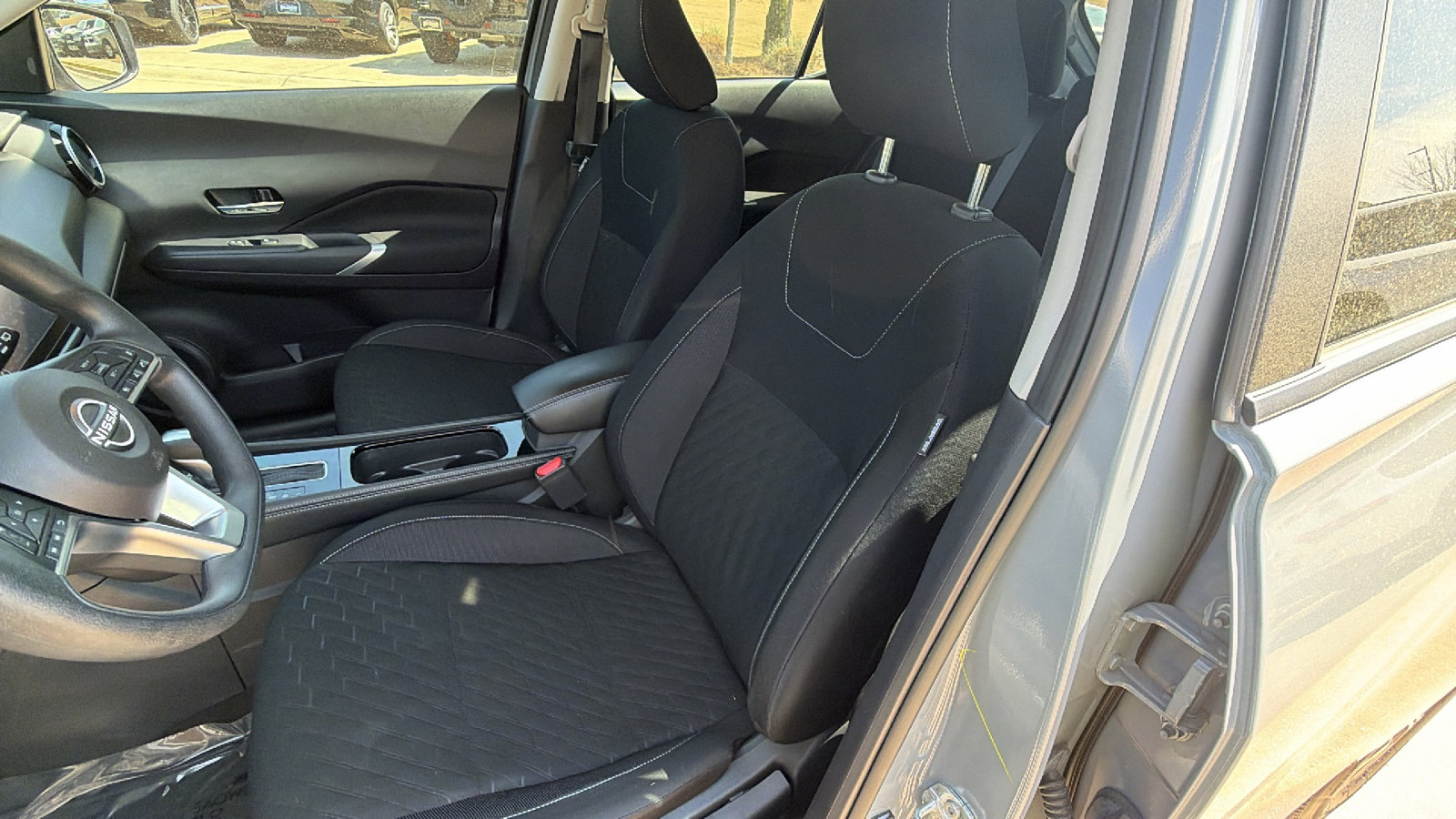 Used 2024 Nissan Kicks SV w/ Interior Electronics Package image 17