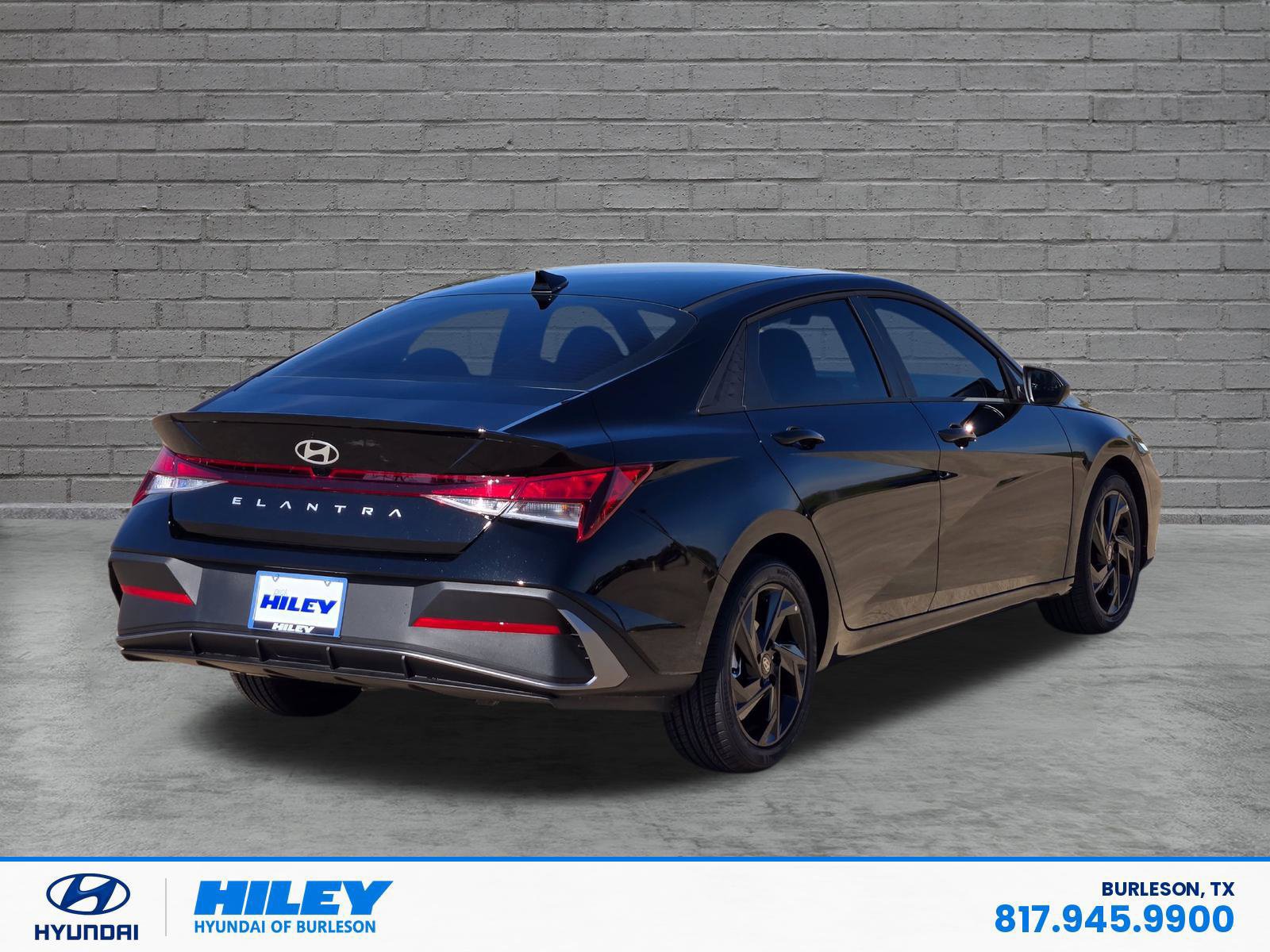 New 2026 Hyundai Elantra SEL Sport FWD image 4