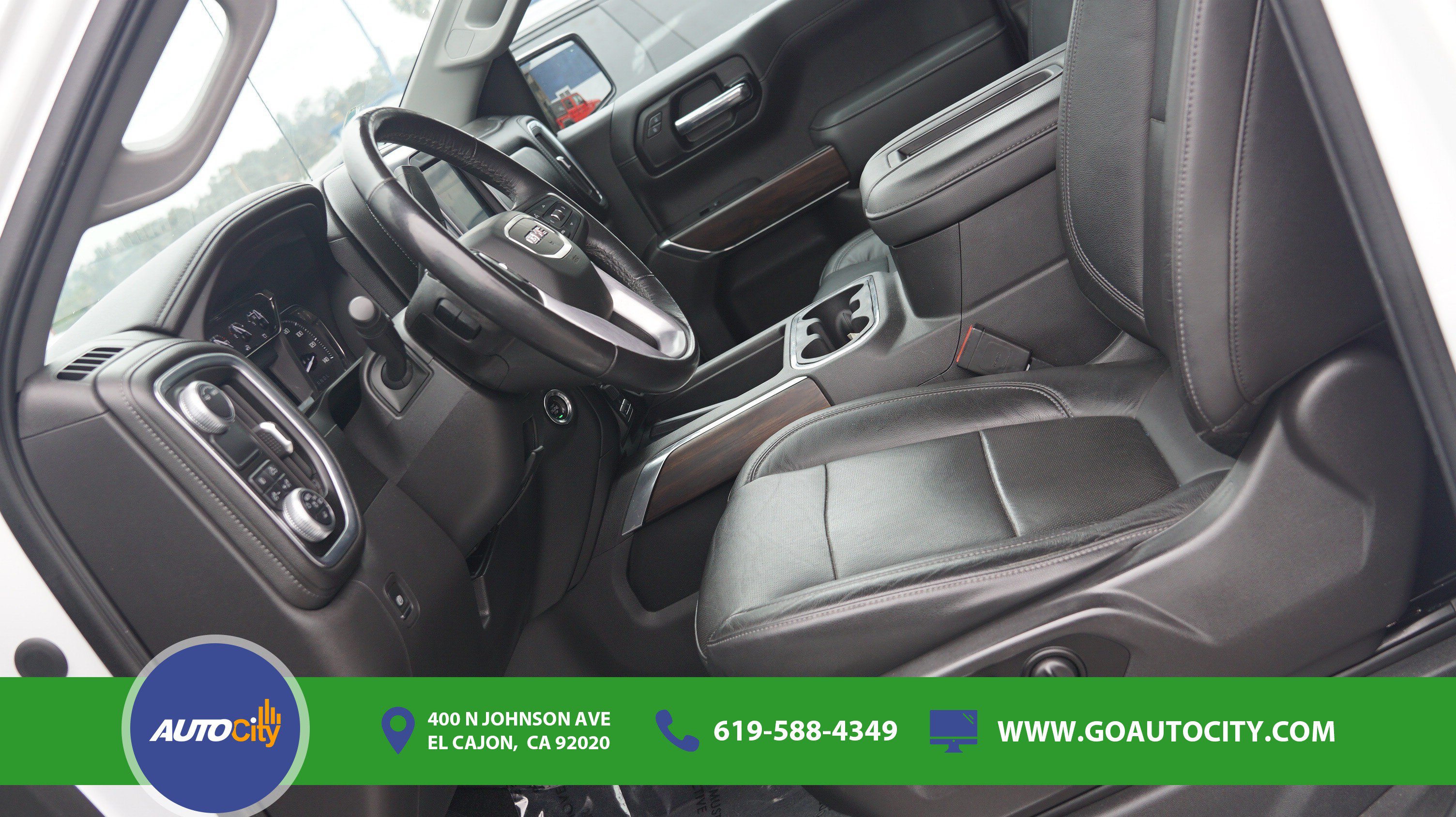 Used 2020 GMC Sierra 1500 SLT w/ SLT Premium Package RWD image 9