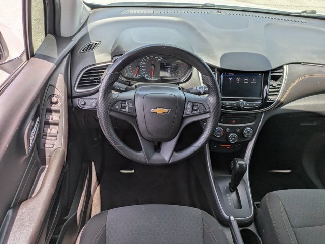 Used 2021 Chevrolet Trax LS w/ Tint and Cruise Package FWD image 15